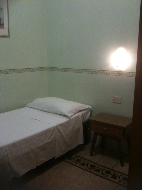 Casa de hóspedes Collina 2*